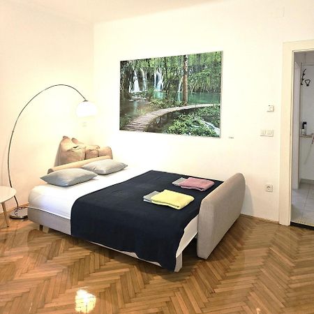 Apartment Zagreb Mandić Buitenkant foto